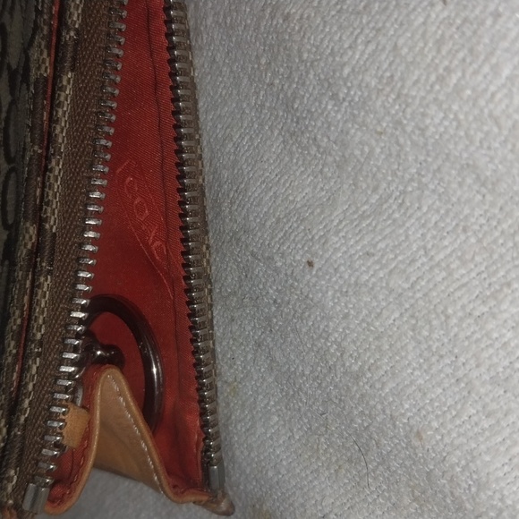 Coach change,money &card holder keychain - Picture 5 of 5